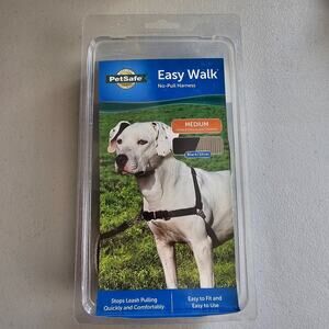 NIB PetSafe Easy Walk No Pull Dog Harness Black/Silver Size Medium 25 to 50 lbs
